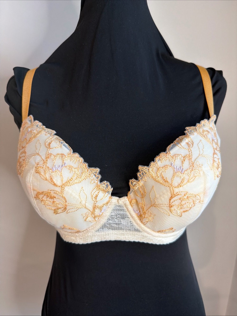 Wacoal W’Basic Women’s Bra Japan Size E75